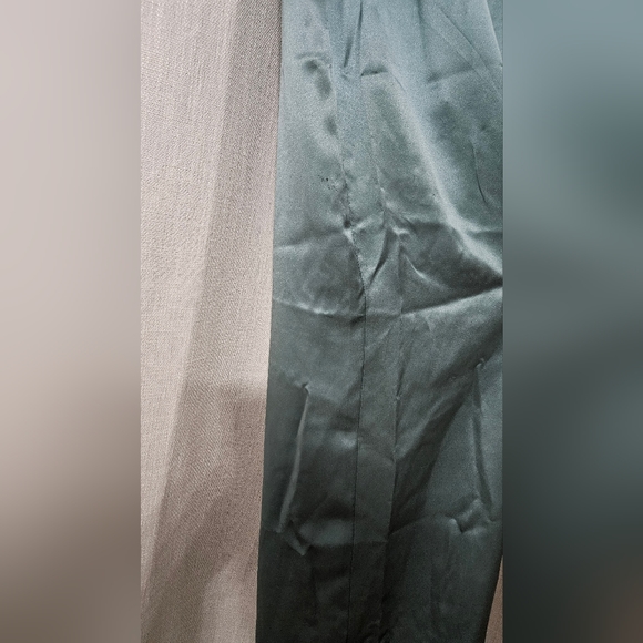 Reformation Frankie silk dress - size 4p - Picture 6 of 6